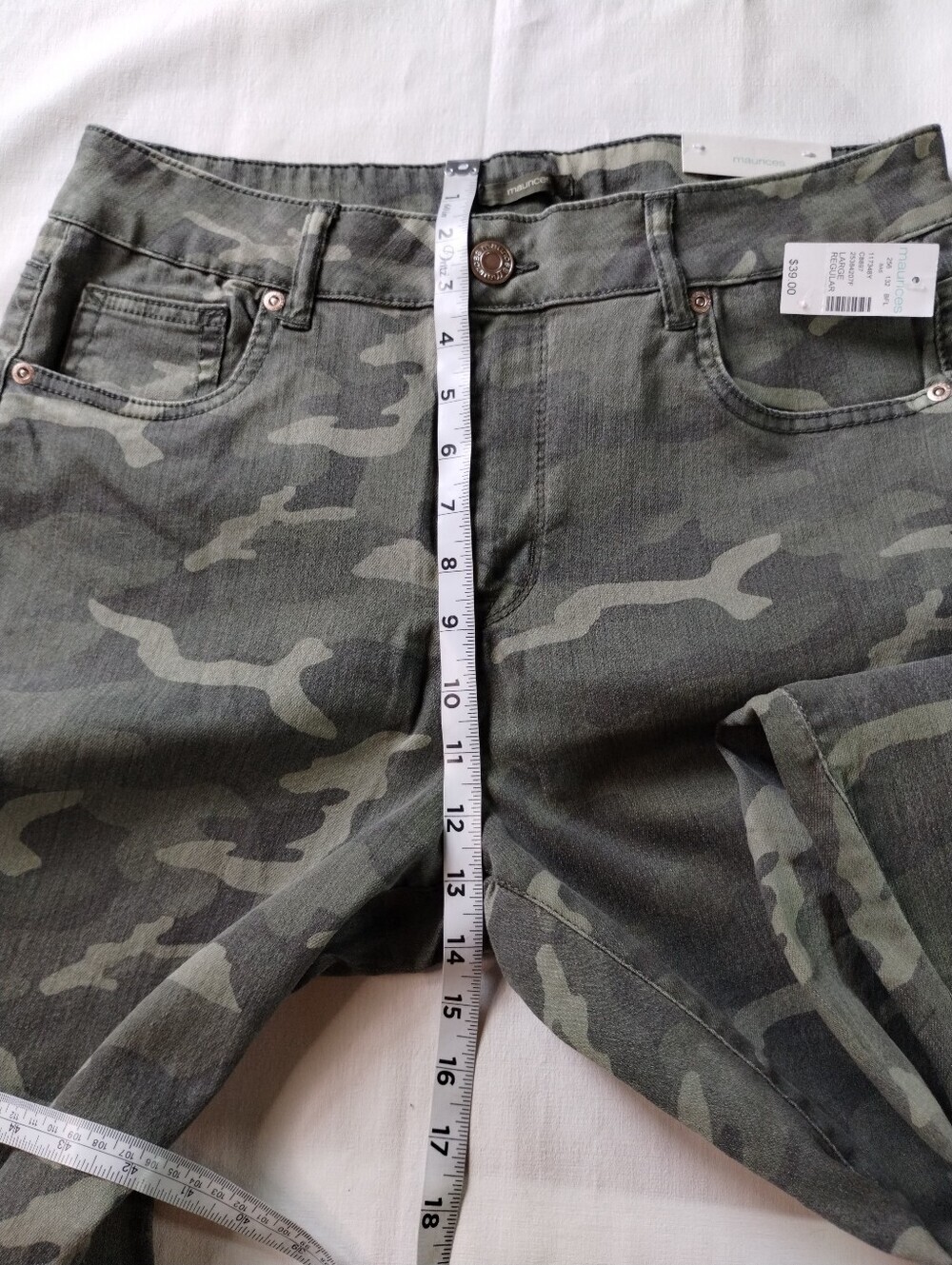 Maurices Olive Green Camo Skinny Jeans Size (L) - Picture 5 of 11